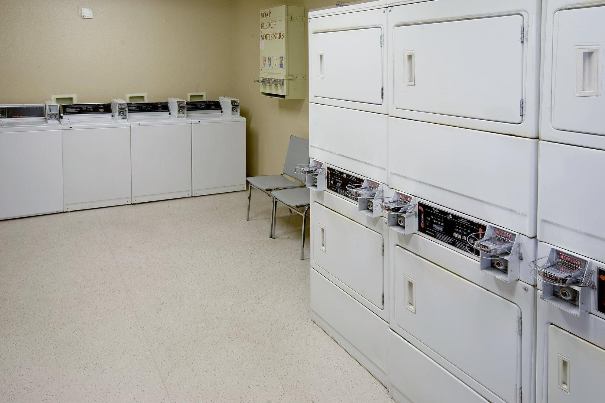Extended Stay America Suites - Cleveland - Middleburg Heights Esterno foto